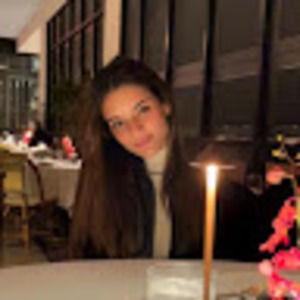 Meet your Posher, Ines